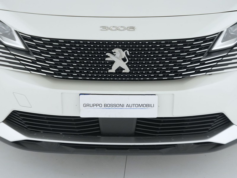 13 - Peugeot 3008 1.6 hybrid4 phev 300cv gt 4x4 e-eat8