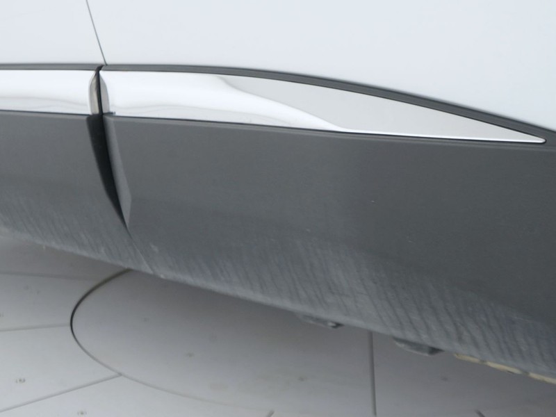 37 - Peugeot 3008 1.6 hybrid4 phev 300cv gt 4x4 e-eat8