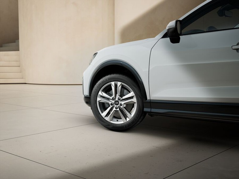 7 - Audi Q2 35 2.0 tdi business advanced s tronic