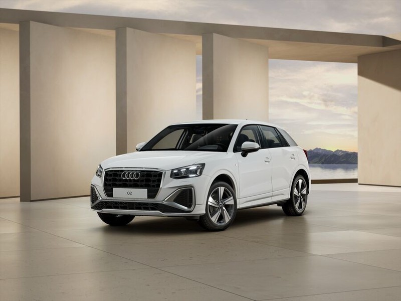 1 - Audi Q2 35 1.5 tfsi s line edition