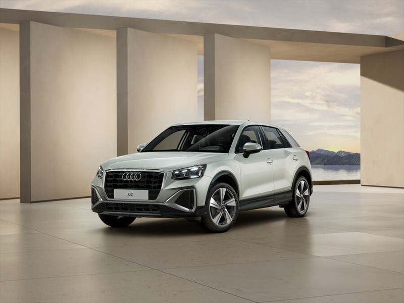 1 - Audi Q2 35 1.5 tfsi s line edition
