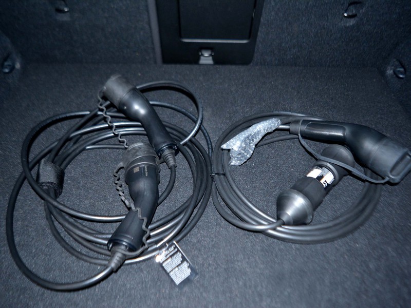 13 - Volvo XC40 1.5 t4 recharge plug-in-hybrid inscription expression geartronic my21