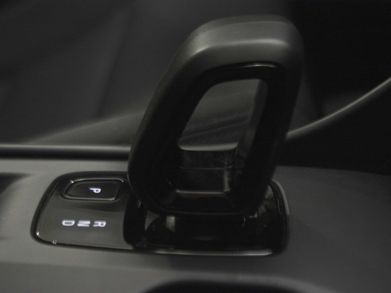 19 - Volvo XC40 1.5 t4 recharge plug-in-hybrid inscription expression geartronic my21
