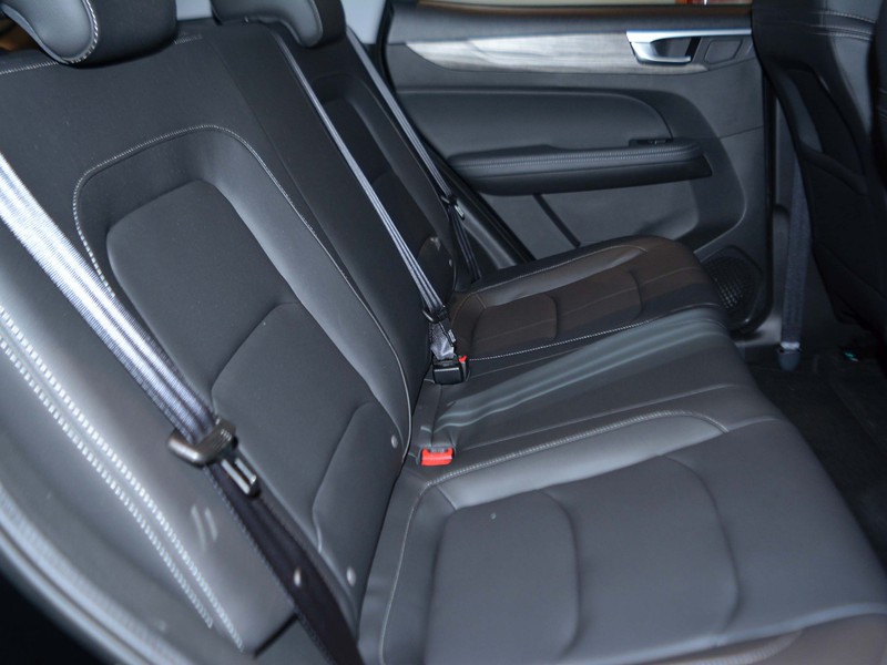 7 - EMC Sei 1.5 147cv cvt