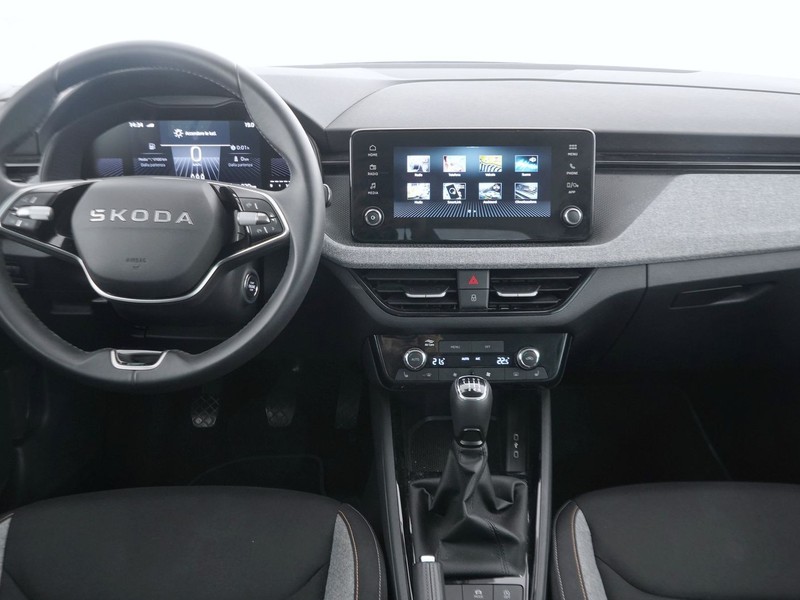 7 - Skoda Kamiq 1.0 tsi 115cv black dots