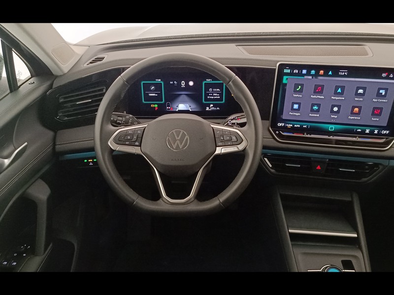 7 - Volkswagen Tiguan 2.0 tdi scr 150cv life dsg