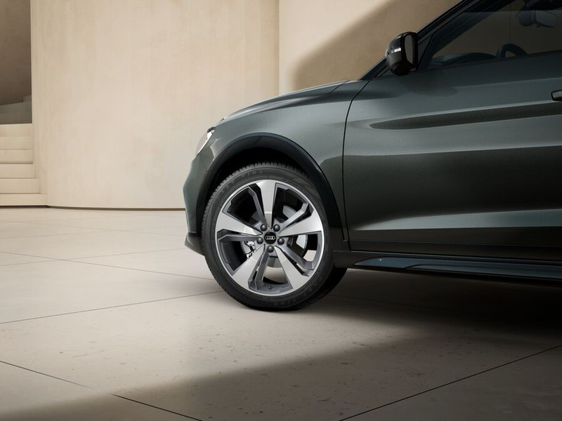 7 - Audi A1 allstreet 30 1.0 tfsi 116cv identity contrast