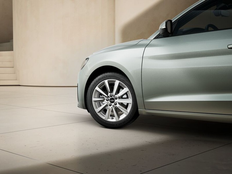 7 - Audi A1 sportback 30 1.0 tfsi 116cv business s tronic