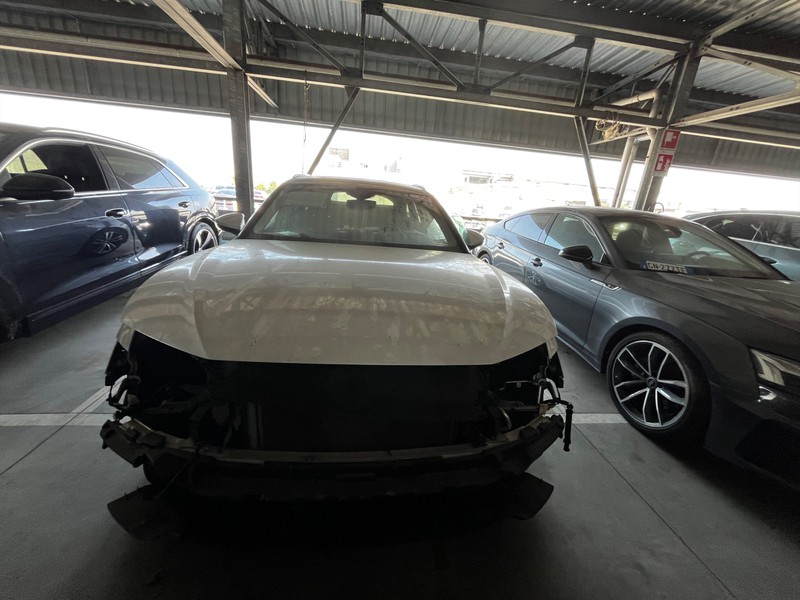 43 - Audi A6 avant 40 2.0 tdi mhev 12v s line edition quattro ultra s tronic