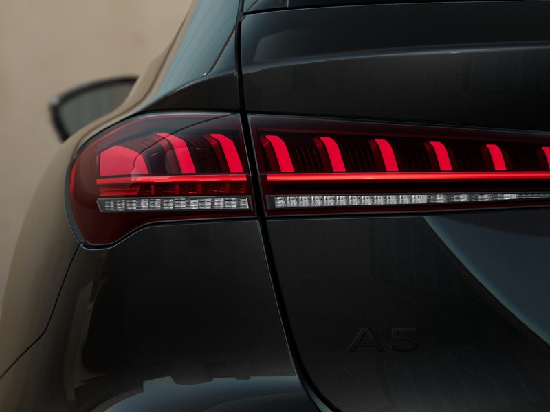 7 - Audi A5 avant 2.0 tdi mhev+ 204cv s line edition quattro