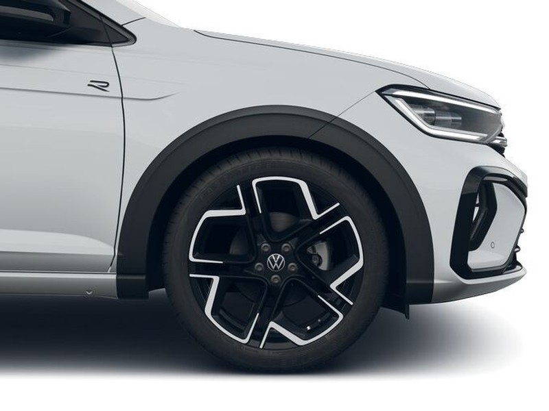 7 - Volkswagen Taigo 1.0 tsi 115cv r-line plus dsg