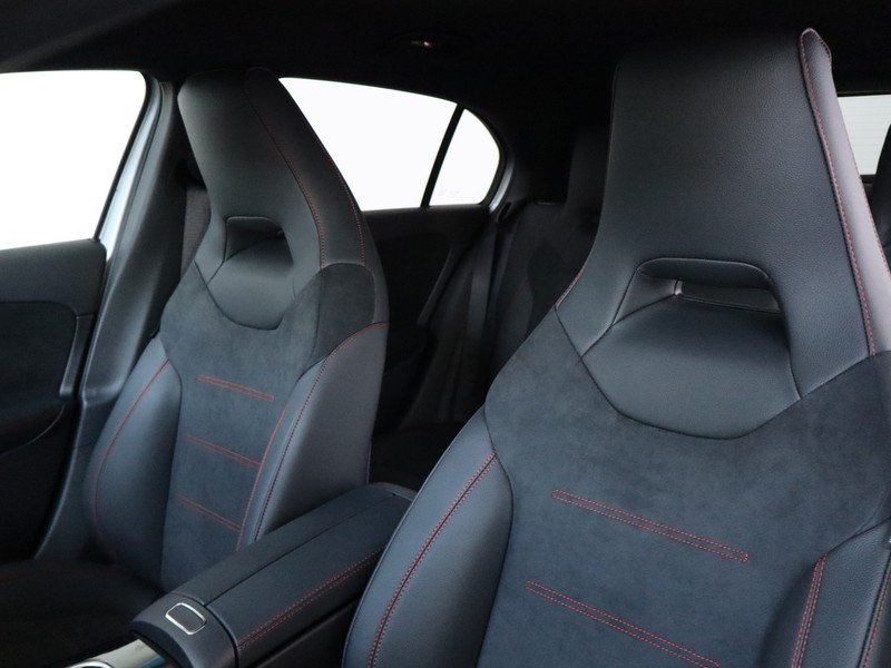 7 - Mercedes Classe A 180 d amg line extra speedshift dct amg 8g