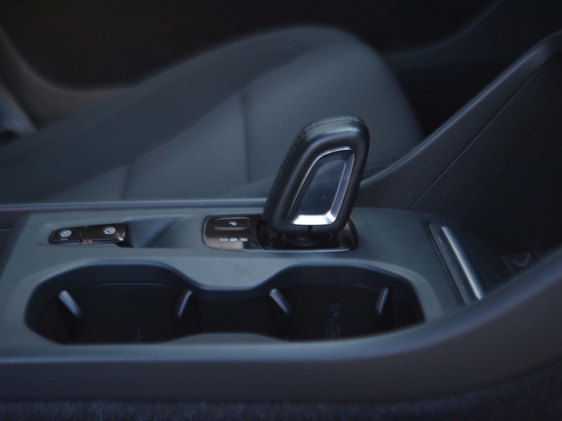 13 - Volvo XC40 1.5 t5 recharge plug-in-hybrid inscription expression geartronic my21