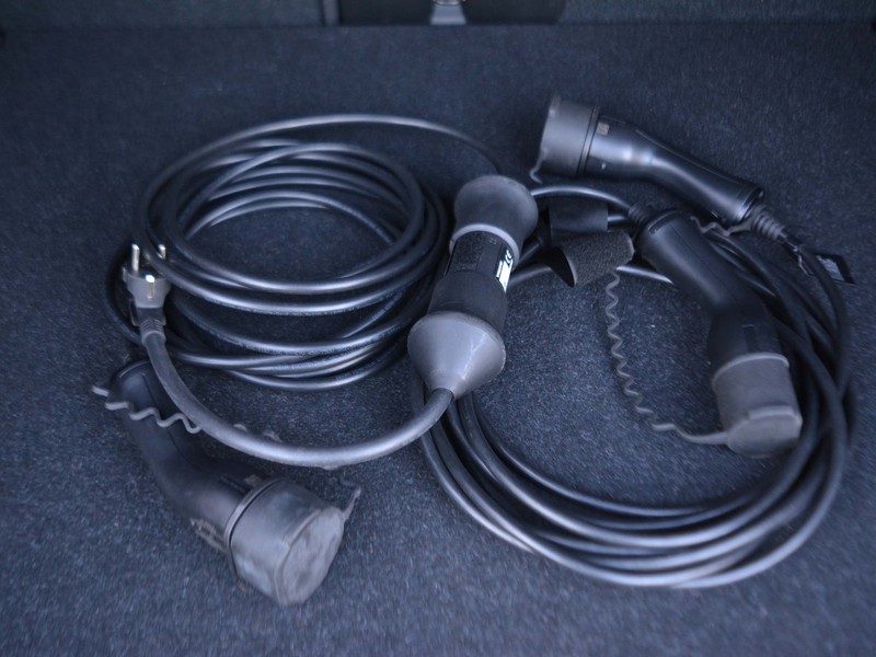13 - Volvo XC40 1.5 t5 recharge plug-in-hybrid inscription expression geartronic my21