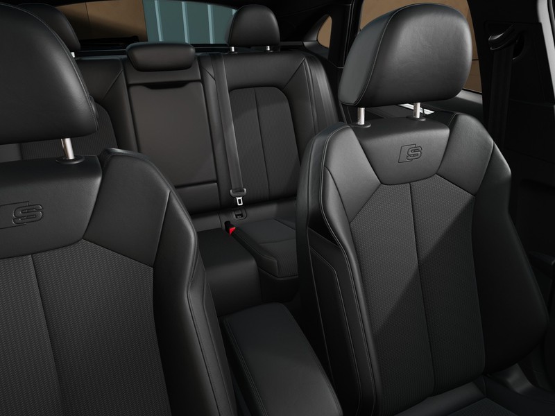 7 - Audi Q3 sportback 35 2.0 tdi s line edition s tronic