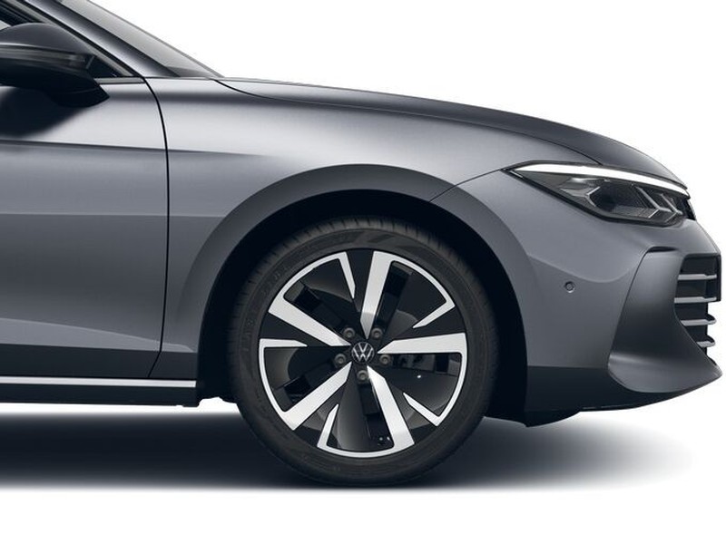7 - Volkswagen Passat 1.5 etsi act 150cv business dsg