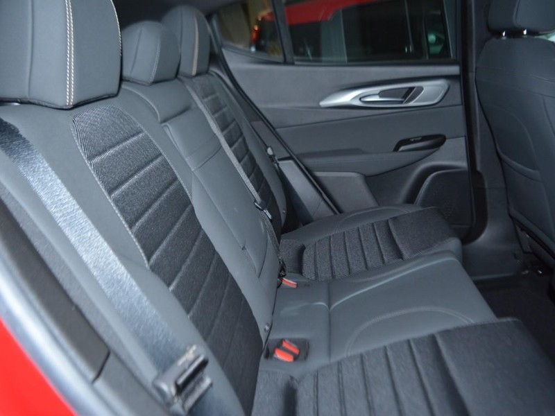 7 - Alfa Romeo Tonale 1.6 130cv ti tct6