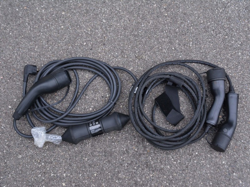 13 - Volvo XC40 1.5 t4 recharge plug-in-hybrid inscription expression geartronic my21