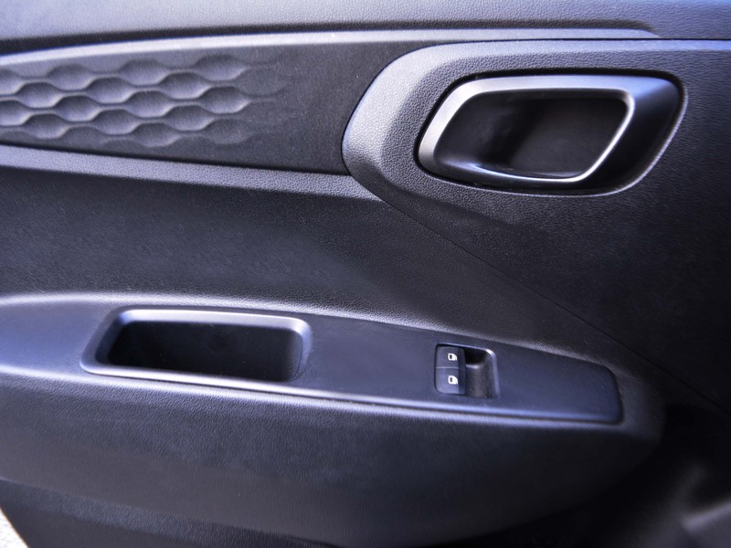 13 - Hyundai i10 1.0 mpi advanced plus pack