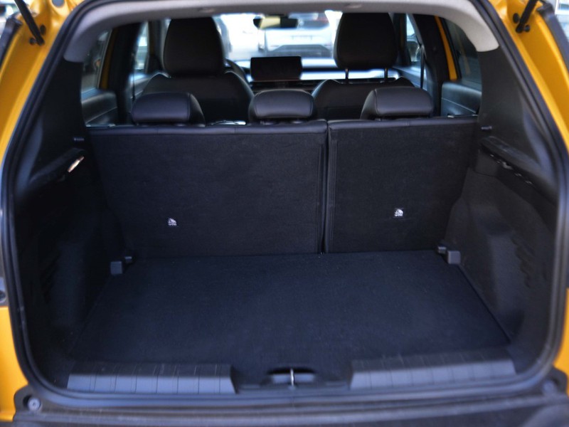 13 - Jeep Avenger 1.2 turbo 100cv summit fwd