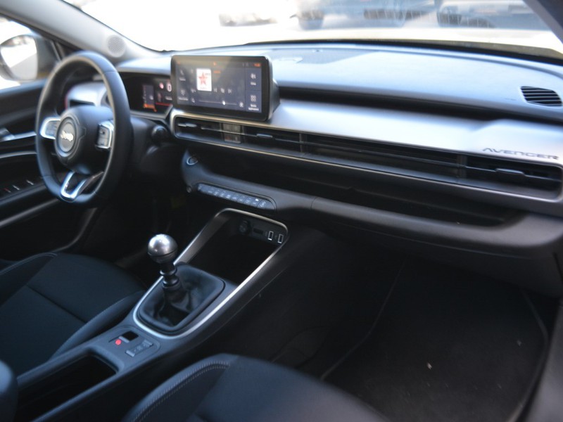 7 - Jeep Avenger 1.2 turbo 100cv summit fwd