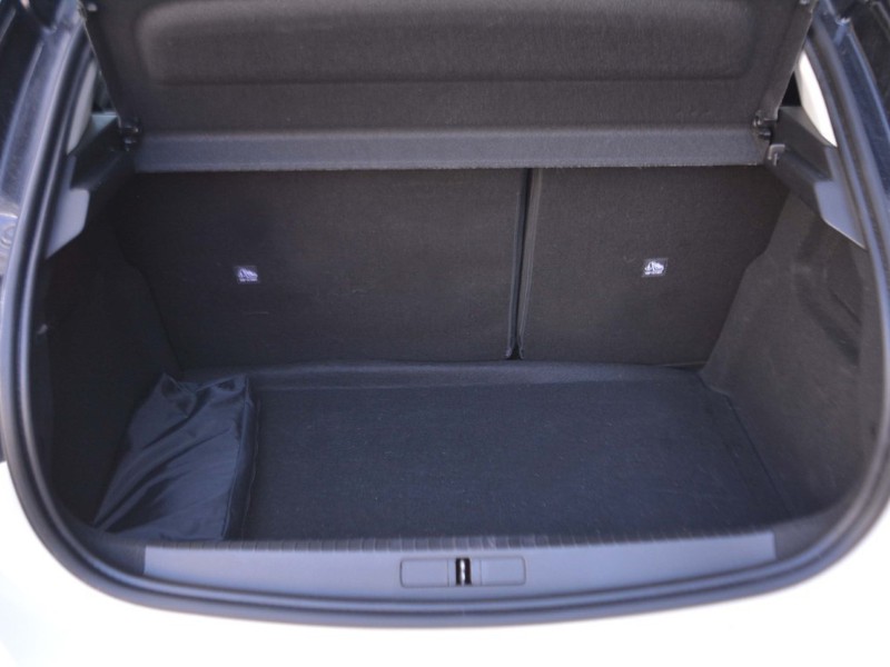 13 - Opel Corsa 5 porte 1.5 100cv elegance s&s