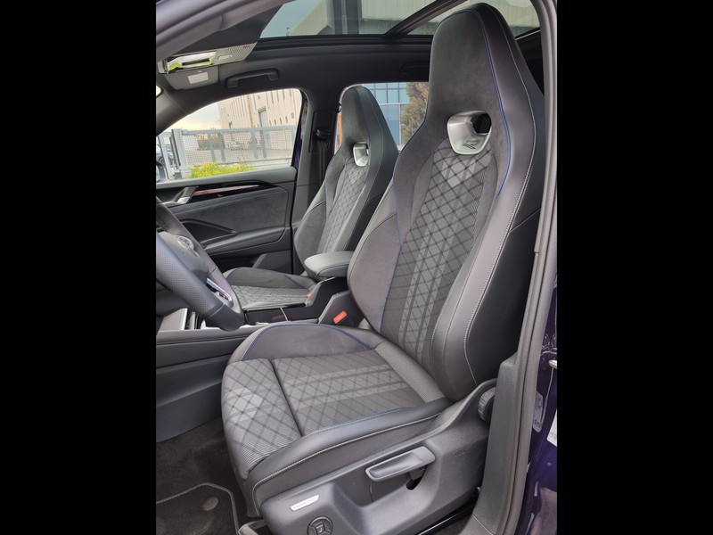 7 - Volkswagen Tayron 1.5 tsi ehybrid 204cv r-line plus dsg