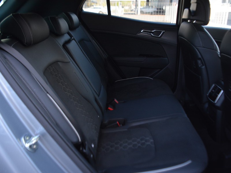 7 - Kia Sportage 1.6 t-gdi hev gt-line at6