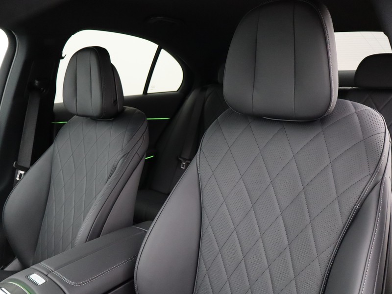 7 - Mercedes Classe E berlina 300 de plug in hybrid amg line premium 4matic 9g-tronic