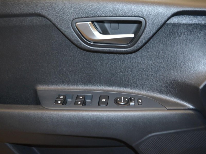 13 - Kia Stonic 1.2 mpi 79cv style