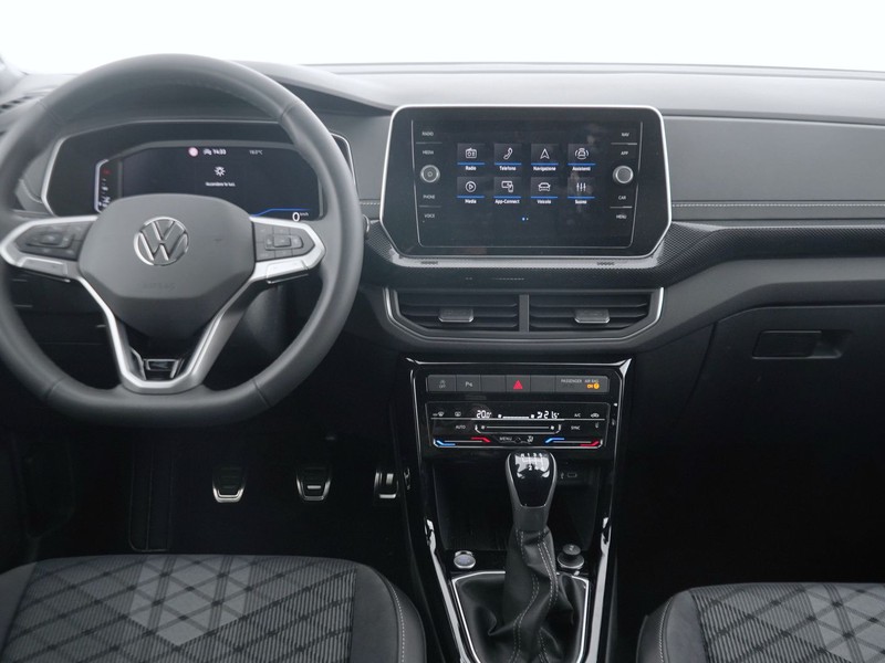 7 - Volkswagen T-Cross 1.0 tsi 115cv r-line plus