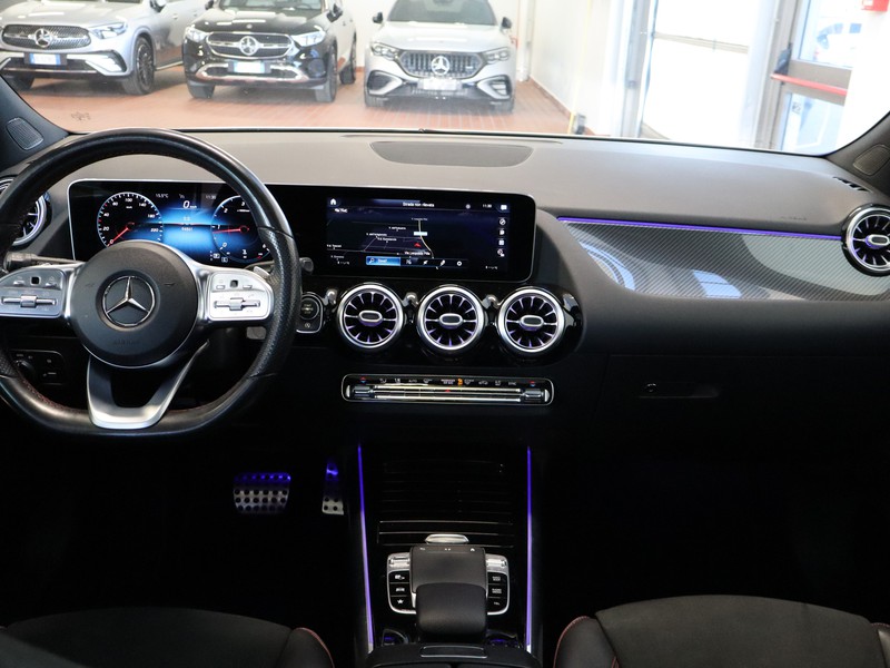 13 - Mercedes Classe B 200 d premium 8g-dct