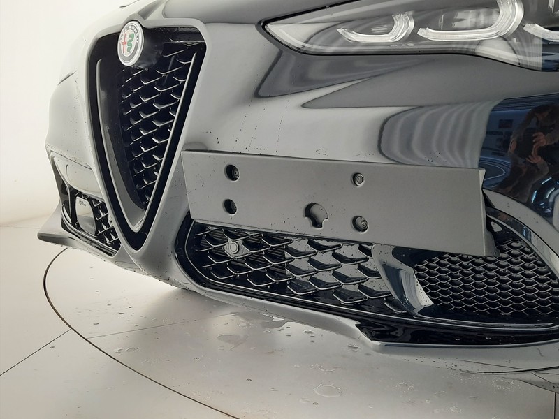25 - Alfa Romeo Stelvio 2.2 turbo 210cv veloce q4 at8