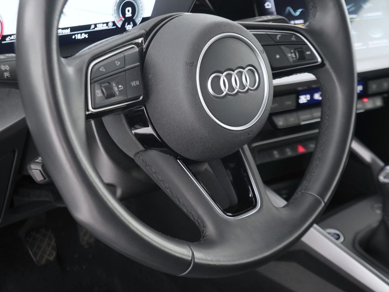 25 - Audi A3 sportback 30 1.0 tfsi business advanced