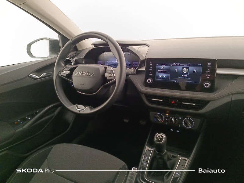 7 - Skoda Fabia 1.0 mpi 80cv 130 edition