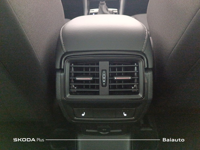 13 - Skoda Karoq 2.0 tdi evo scr 150cv executive 4x4 dsg