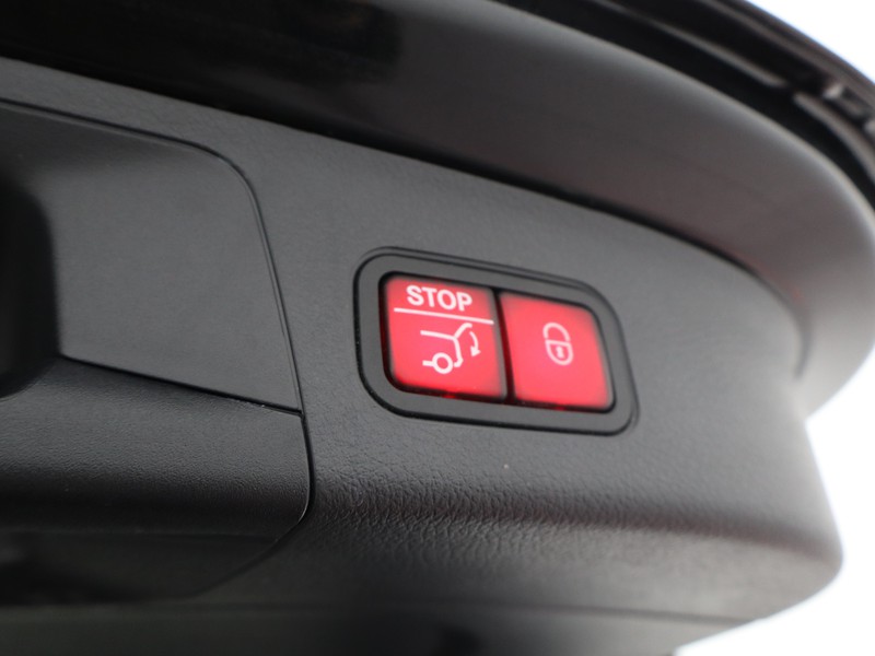 19 - Mercedes GLA 250 amg line premium plus 4matic 8g-dct