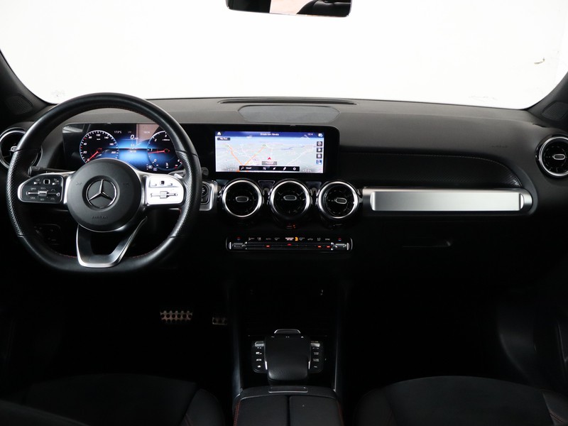 13 - Mercedes GLB 200 d premium 8g-dct