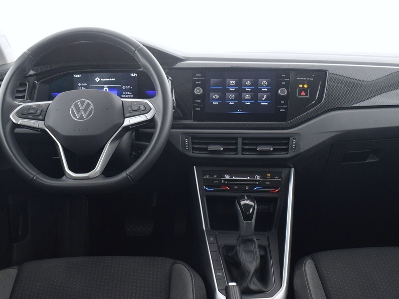 7 - Volkswagen Polo 1.0 tsi 95cv life dsg