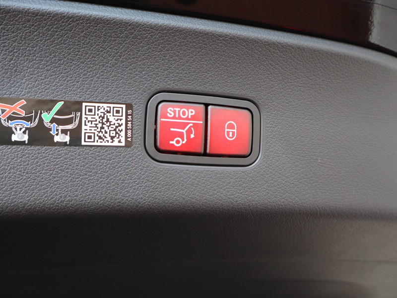 19 - Mercedes GLC coupe 300 d amg line premium 4matic 9g-tronic