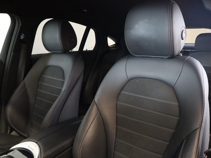 7 - Mercedes GLC coupe 220 d premium 4matic 9g-tronic plus