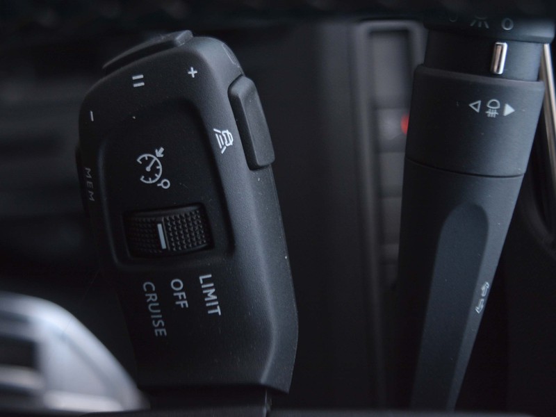 19 - Peugeot 3008 1.2 puretech turbo gt s&s