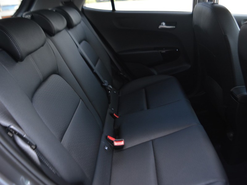7 - Kia Picanto 1.0 gdi gt-line