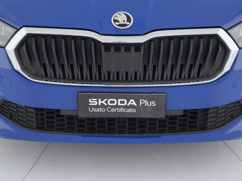 13 - Skoda Fabia 1.0 mpi evo 65cv ambition