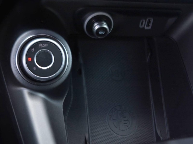 19 - Alfa Romeo Tonale 1.5 hybrid 160cv ti tct7