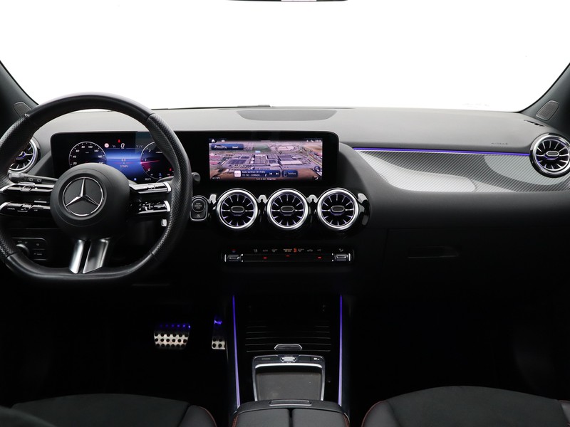13 - Mercedes Classe B 180 d amg line advanced plus 8g-dct