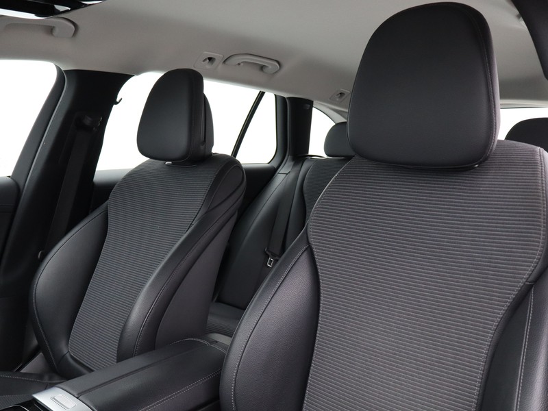 7 - Mercedes Classe C station wagon all-terrain 220 d mild hybrid premium 4matic 9g-tronic