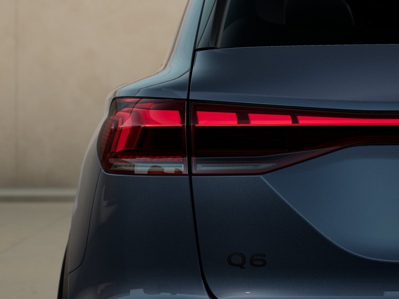 7 - Audi Q6 e-tron performance business advanced