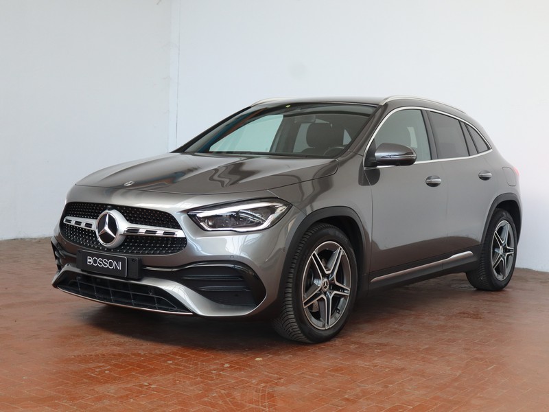 1 - Mercedes GLA 200 d premium 8g-dct