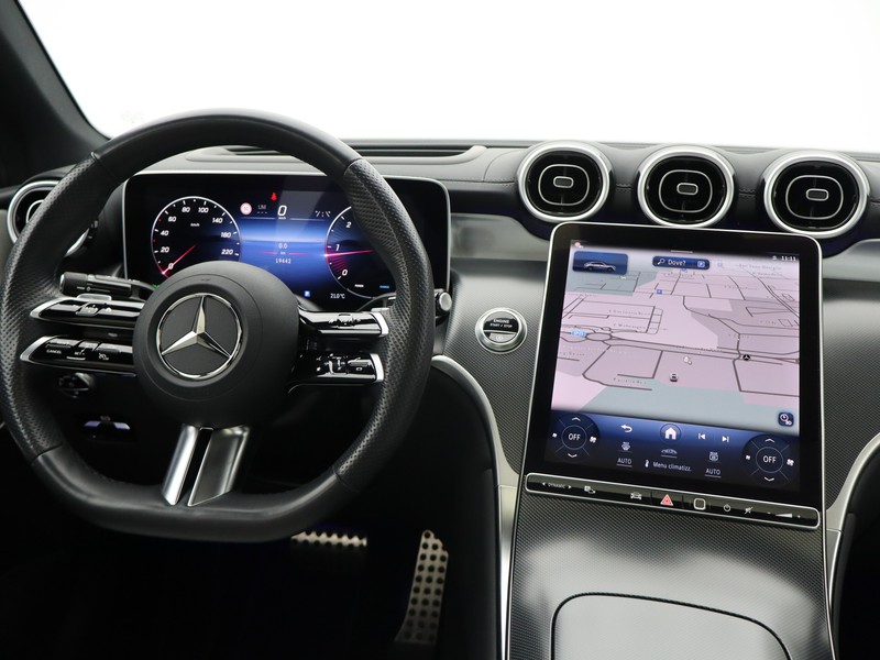13 - Mercedes GLC coupe 220 d amg line premium plus 4matic 9g-tronic
